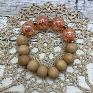 NWT Handmade kids wooden bead bracelet w/ coral beads 5”